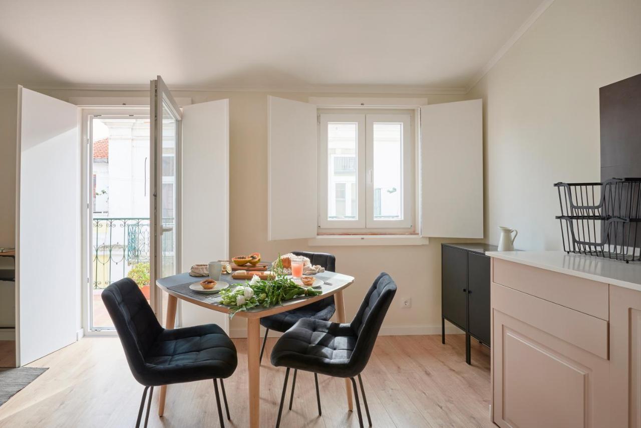 Fantastic With Balcony In Bica Lejlighed Lisboa